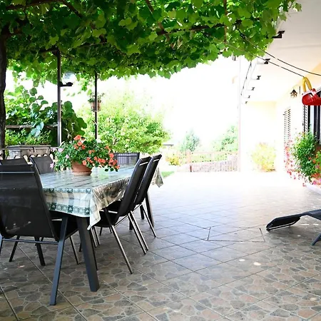 Apartma Cuk Lägenhet